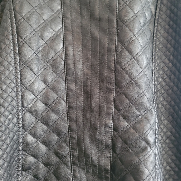 Guess Black Faux Leather Jacket - Picture 2 of 6